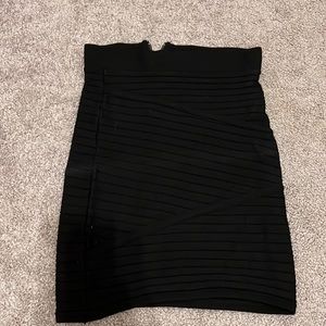 Women’s 2b Bebe Black Stretch Pencil Skirt (size L)